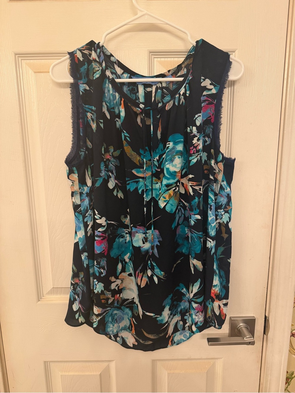 Simply Vera Vera Wang Black Floral Sleeveless Blouse